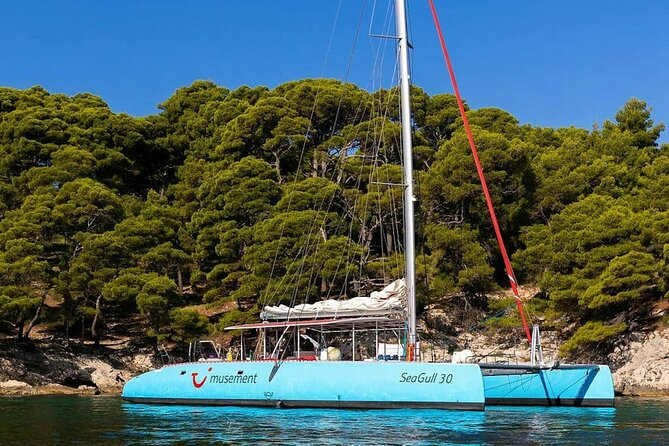 Elaphiti Islands by Catamaran with snacks and unlimited drinks from Dubrovnik - Dubrovnik to the Elaphite Islands: the value in a single day