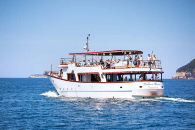 Elaphiti Islands: Full-Day 3-Island Tour with Lunch - Stop 1: Koločep and the Car-Free Island Walks