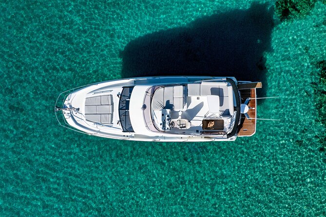 Exclusive Luxury Yacht Tour of the Elaphiti Islands - Dubrovnik from the water: city walls without the line
