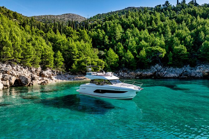 Exclusive Luxury Yacht Tour of the Elaphiti Islands - Sunj Beach again, but with more breathing room