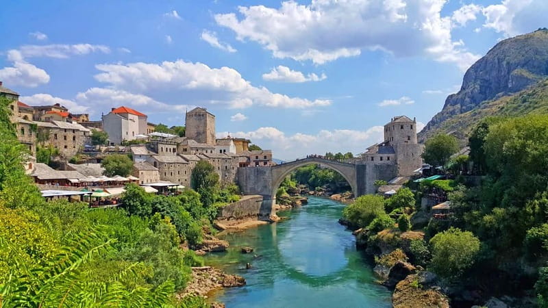 From Dubrovnik: Mostar and Kravice Waterfalls Day Trip - The long coach ride from Dubrovnik: what to expect before you reach Bosnia