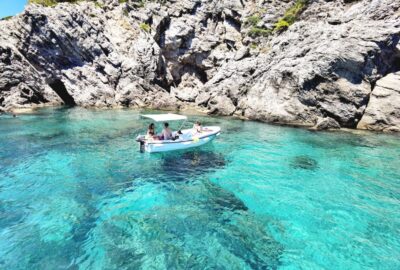 From Dubrovnik: Private Island-Hopping Customizable Cruise - The boat setup: a simple Pasara with a 5 hp Tohatsu and the comforts that matter