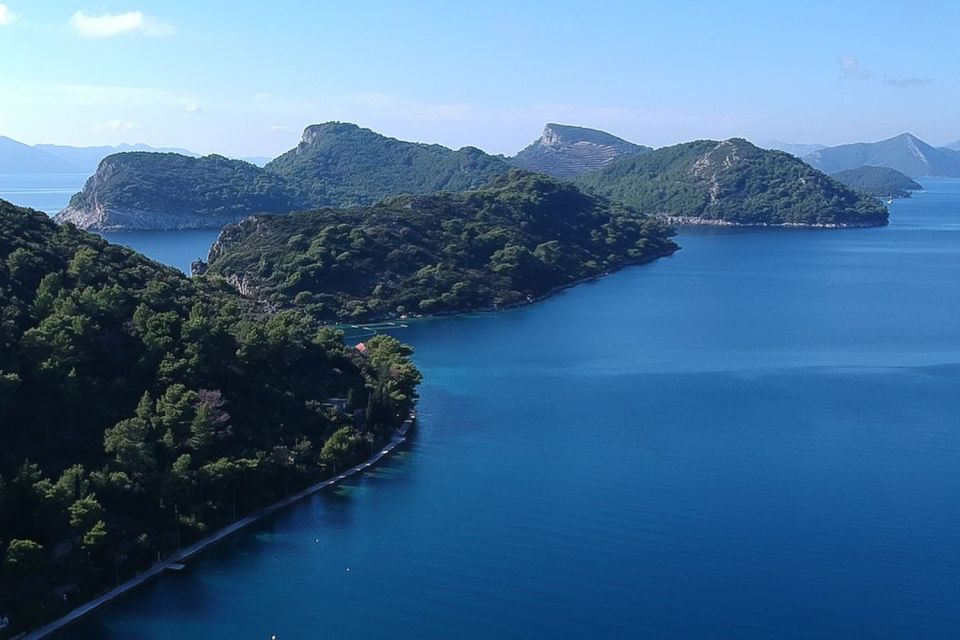 From Dubrovnik: Pvt Speedboat Cruise to Mljet&Sipanska Luka - Limuni Beach and the Blue Cave: two different swim moods