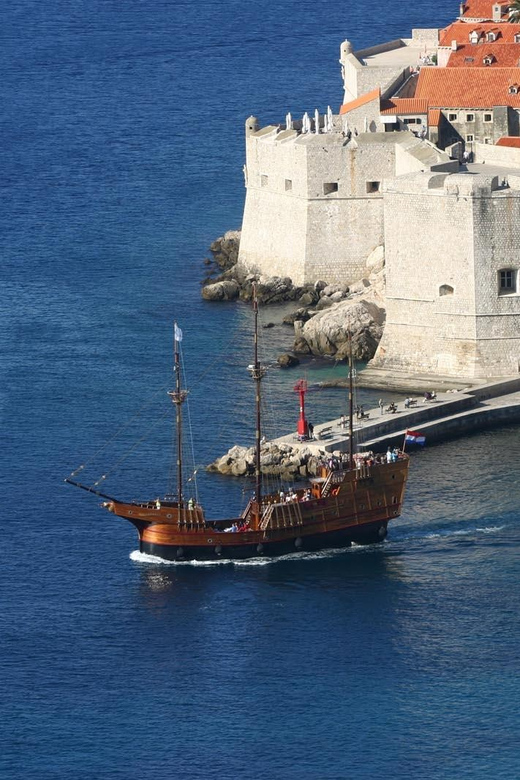 From Split: Dubrovnik Day Trip incl. Stop in Ston - Arriving in Dubrovnik: Old Town time with the right landmarks in reach