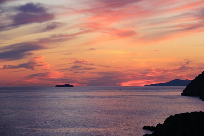 Golden hour SUNSET CRUISE from Dubrovnik Old Town - Why this Dubrovnik sunset feels worth the ticket