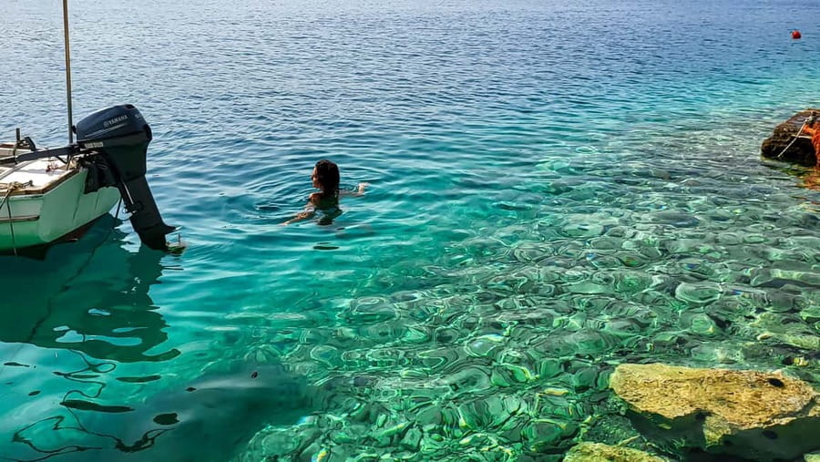 Hello Dubrovnik: Blue Cave Tour 4h - All Inclusive - Green Cave stop: more water time, another change of scenery