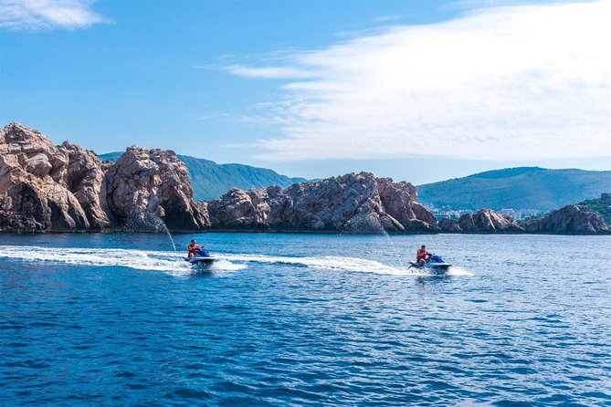 Jet Ski Rent 2h - Waterproof peace of mind: what happens to your phone and cash