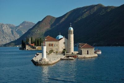 Montenegro Private Tour - Starting in Dubrovnik: the 7:00 am rhythm that keeps the day on track