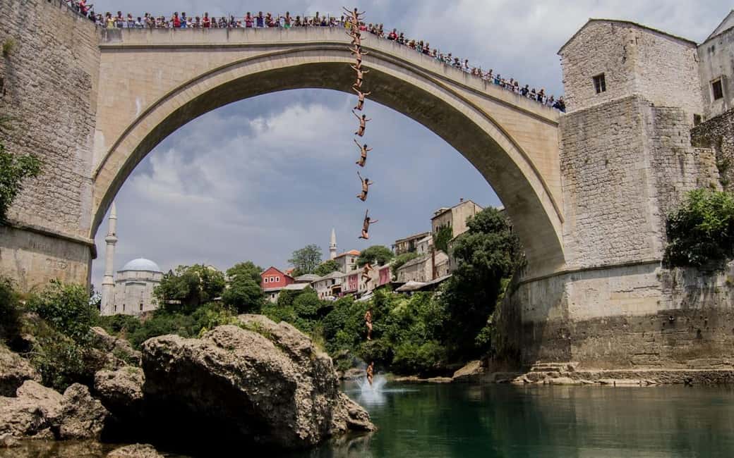 Mostar and Počitelj Day Trip from Dubrovnik - Footing, passports, and getting through the day smoothly