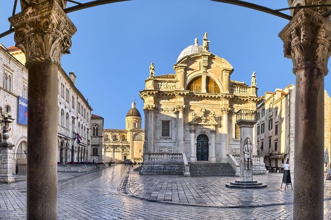 Museum of Selfies & Illusions Dubrovnik Ticket - Best For: Couples, Friends, Families, and Anyone Who Loves Silly Fun