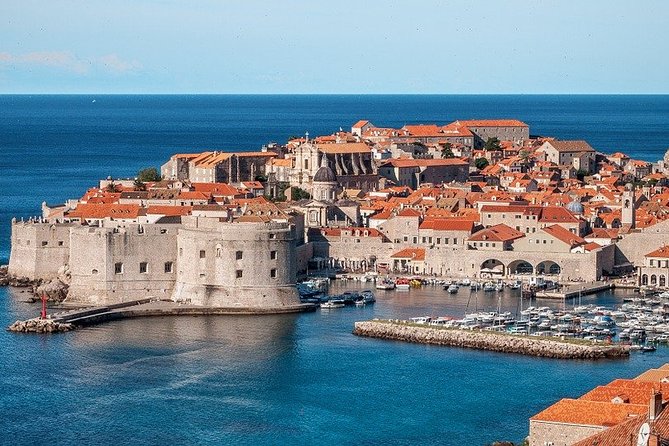 Old Town Secrets Walking Tour - Luža Square: where government power meets public rivalry