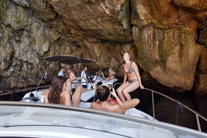 Private 4 Hours Blue Cave & Shunj Sandy Beach Experience - Meeting up in Dubrovnik: Old Town, Gruz, and easy pickup