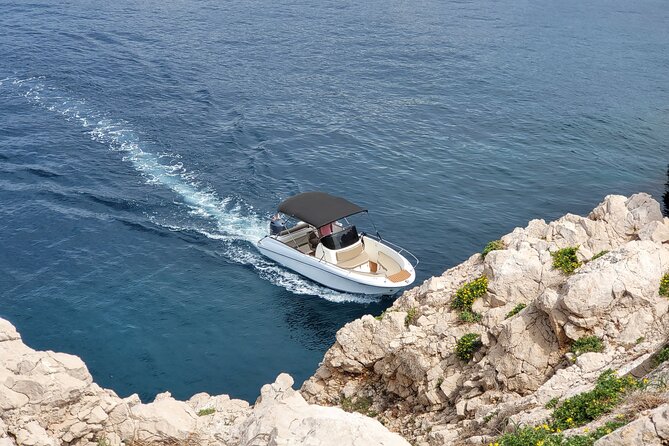Private Elaphiti Islands Tailor-Made Boat Tour 4h -All inclusive - Skipper impact: why the day feels smooth