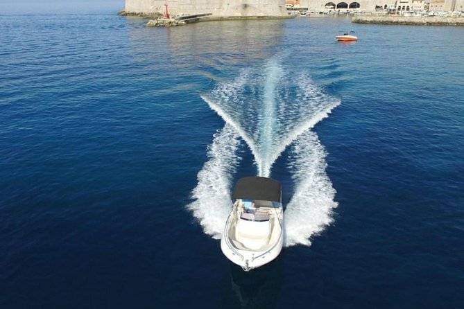 Private fishing tour - The Gear and Baits: You Don’t Need to Bring a Thing