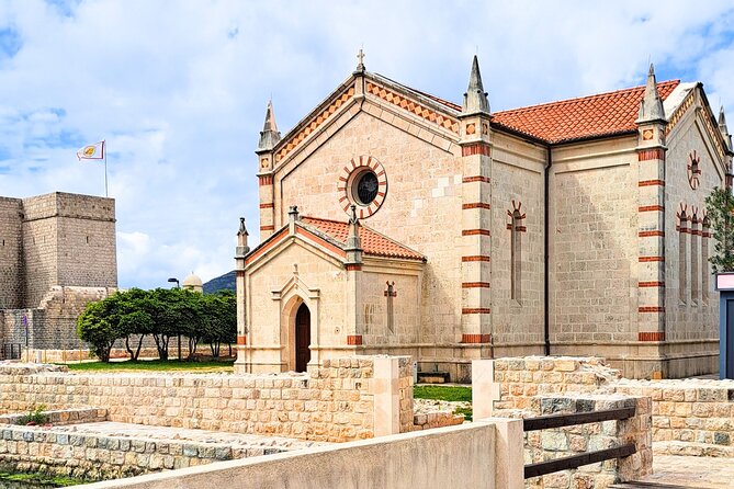 Private Full Day Peljesac Wine Tasting Tour from Dubrovnik - Tastings and snacks: prosciutto, cheese, liqueurs, and possibly olive oil
