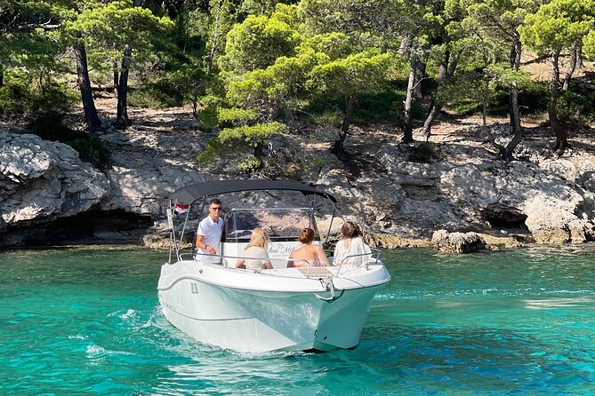 Private Full-Day Tour of Elaphiti Islands by Speedboat - On-board comfort: snorkeling gear, drinks, and skippers with calm control