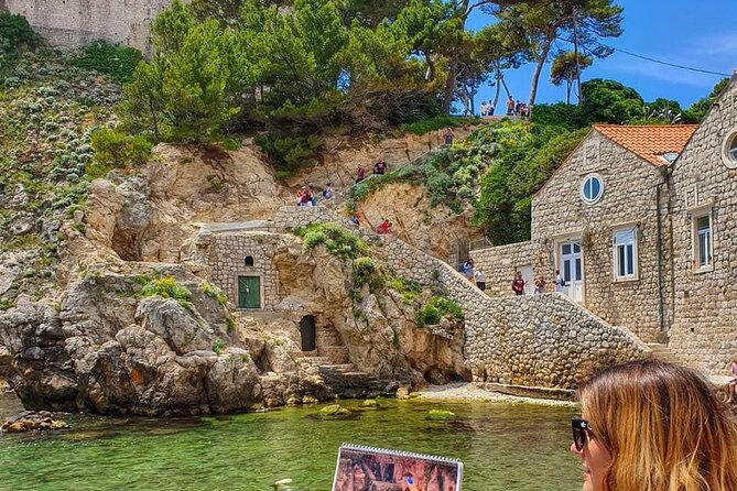 Private history tour of Dubrovnik Old Town - Entering Dubrovnik at Pile Gate