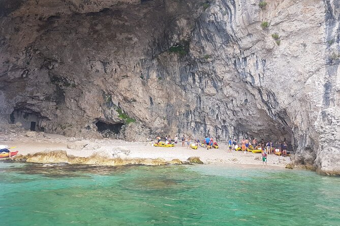 Private Speedboat Guided Tour: Explore the best of Dubrovnik Islands - Lovrijenac cliff views and the Old Town panorama start