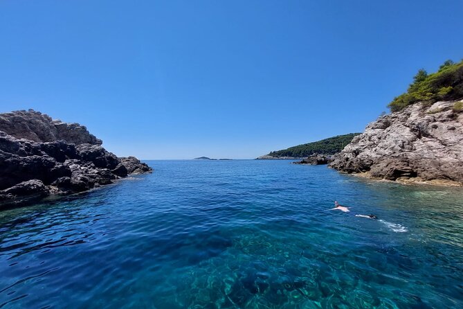 Private Speedboat Tour- Blue cave, sandy beaches and snorkelling - Lopud and Šunj Beach: churches, monastery views, and sand