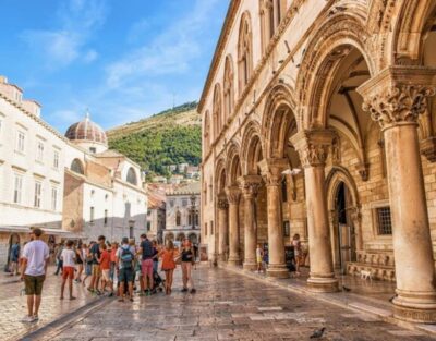 Private Tour: Dubrovnik Highlights Walking Tour - Meeting at Pile Square: Starting Smart