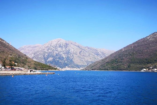 Private tour Montenegro - Lunch by the river and keeping the day paced
