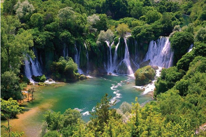 PRIVATE TOUR to Kravice Waterfalls, Mostar and Počitelj old town - Dubrovnik to Mostar and Kravice: the smart reason to do it