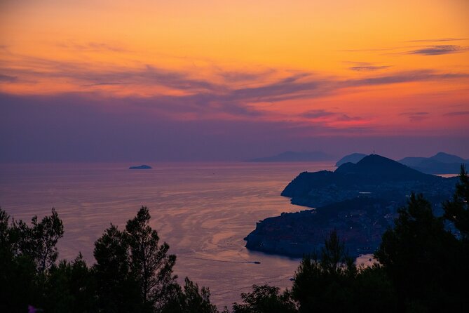 Private Tour: Wine & Sunset Experience at boat - Sunset Views From the Water: What Makes This Dubrovnik Cruise Special