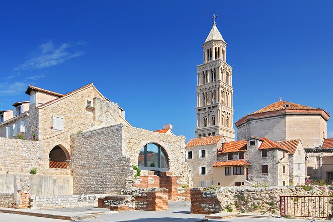 Private Transfer from Dubrovnik to Split with 2 hours for sightseeing - The driver role: local insight in English, without the scripted tour vibe