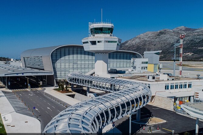 Private Transfer From/To Dubrovnik Airport - Finding Your Driver at Dubrovnik Airport (Sign, Flight Number, No Guesswork)