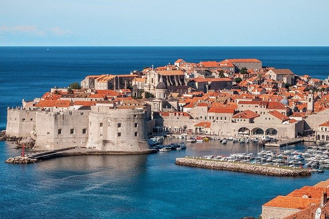 Private Walking Tour through the Old Town of Dubrovnik - Meeting at Amerling Fountain and starting on the right note