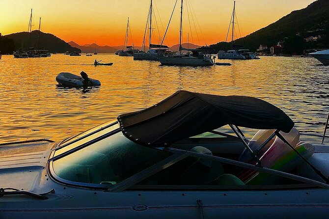 Sunset Cruise - Drinks, snorkeling gear, and what you’ll want to bring