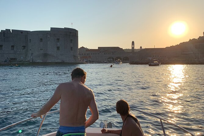 Sunset Tour–A Sunset That Isn’t Stuck in Front of the Old Town - The 2-hour loop: Bokar, Lovrjenac, and Saint Mary’s sea-bell welcome
