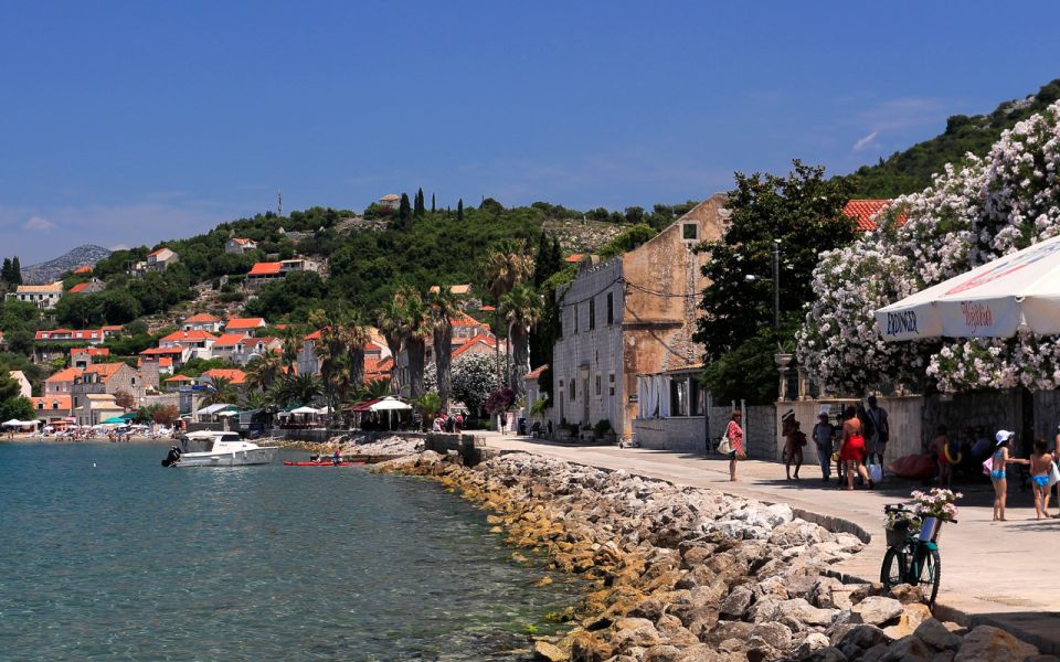 Three Island Boat Tour With Lunch - The boat ride: open drinks, shade, and a “roll with it” crew