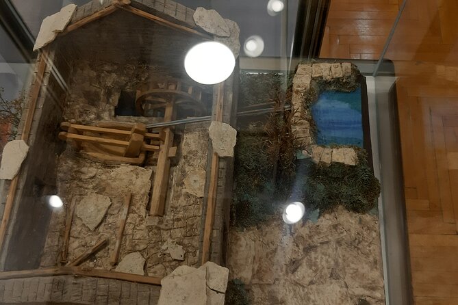 Trebinje Gastro Tour From Dubrovnik - Getting to Bosnia: pickup, minivan comfort, and border checks