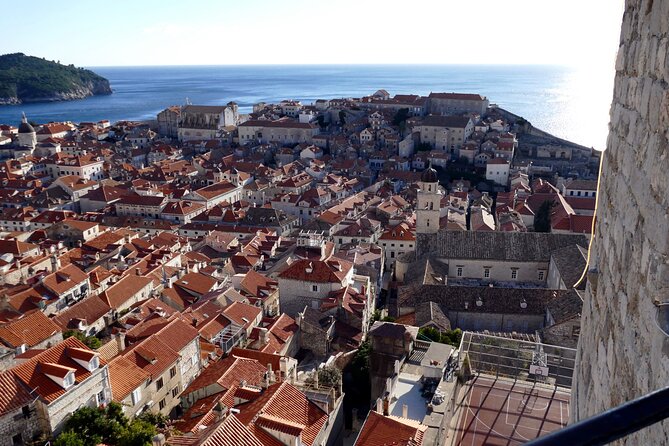 Walls of Liberty: A Self-Guided Audio Tour of Dubrovnik - Start at Pile Gate: How the Route Works in Real Life