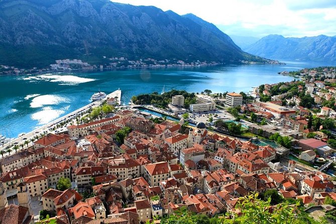 Welcome to Dubrovnik Walking Tour - Old Town on Foot: Port Views and Real Medieval Street Life