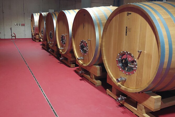 Wine tour Peljesac - Boljenovići Ponikve: third-generation wines with liqueurs to taste